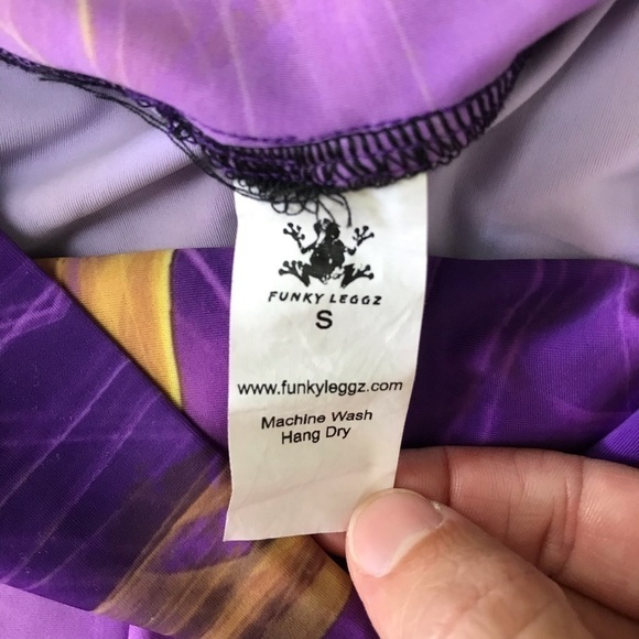 Funky Leggz Purple Leggings Athletic Pants Small - Picture 6 of 6